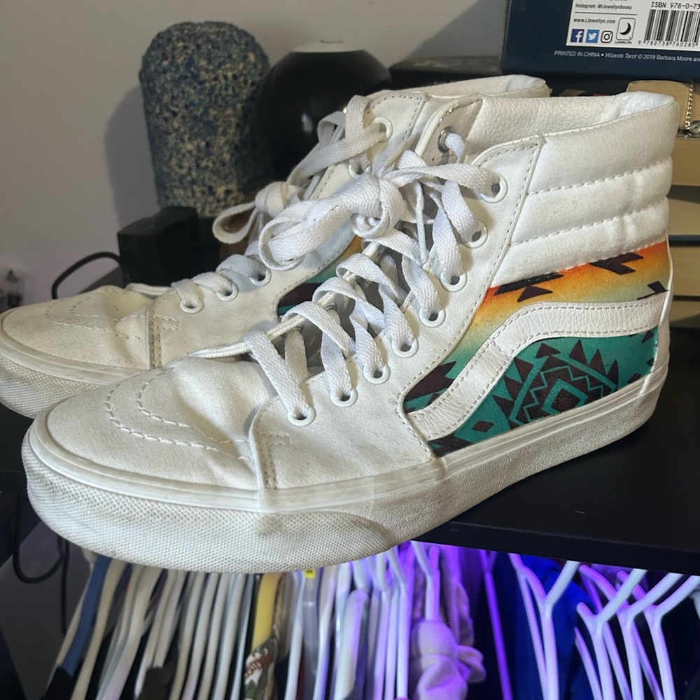#32 Hand made indigenous design vans 9.5 women’s